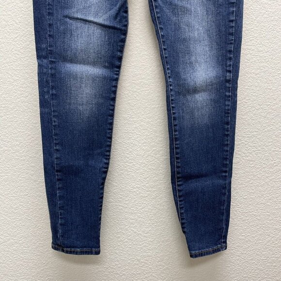 KanCan Womens Size 9 / 28  High Rise Skinny Jeans Medium Dark Wash Cut 4891 - Picture 4 of 11